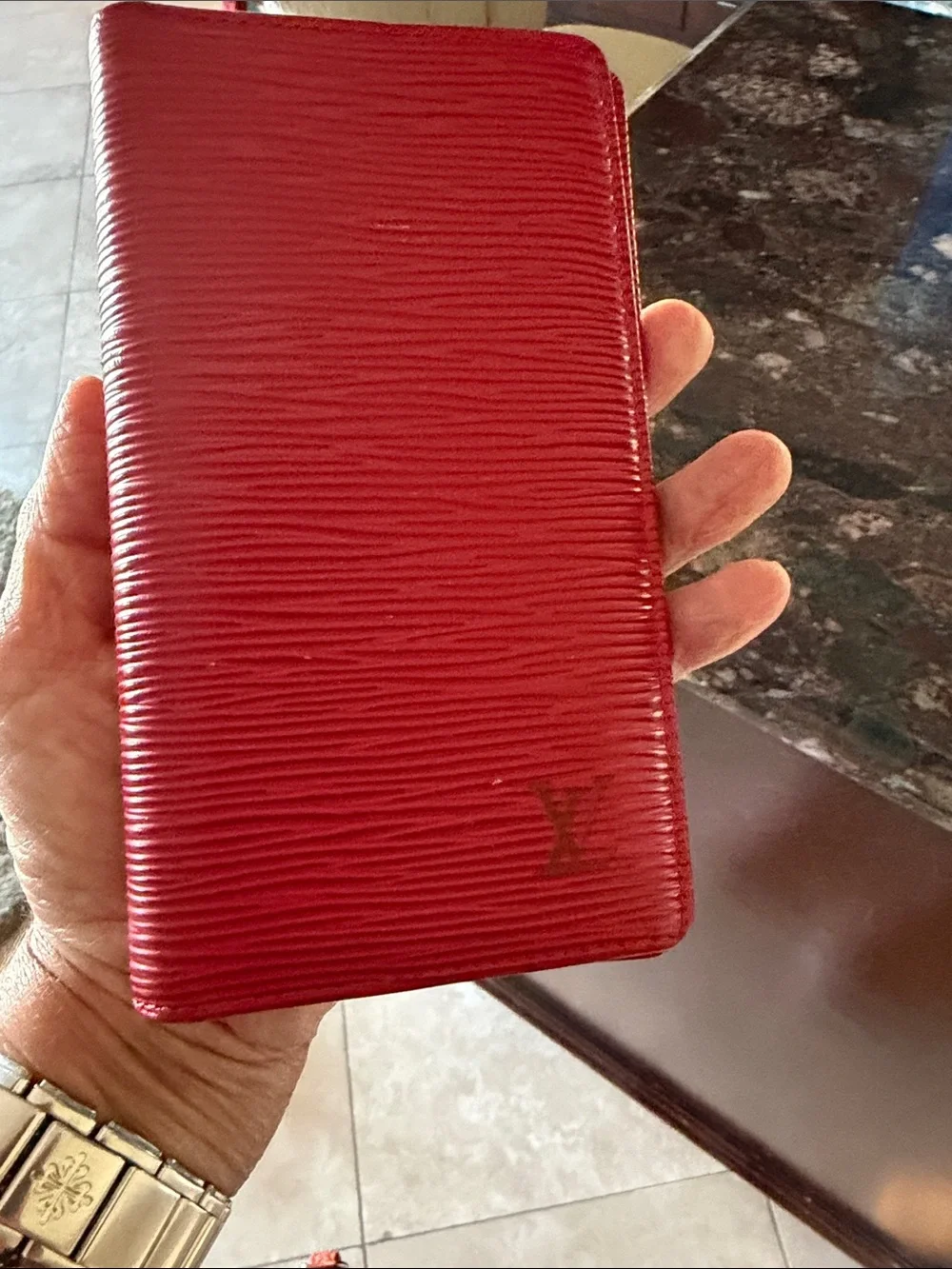 Louis Vuitton cash daily color